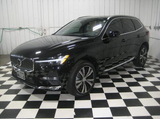2022 Volvo XC60 003