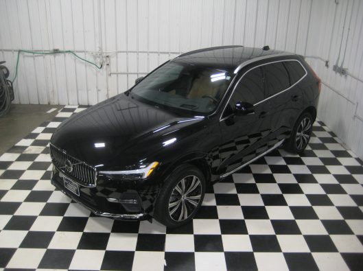2022 Volvo XC60 010