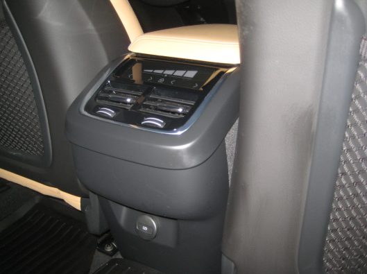 2022 Volvo XC60 022