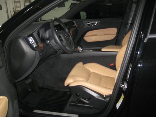 2022 Volvo XC60 028