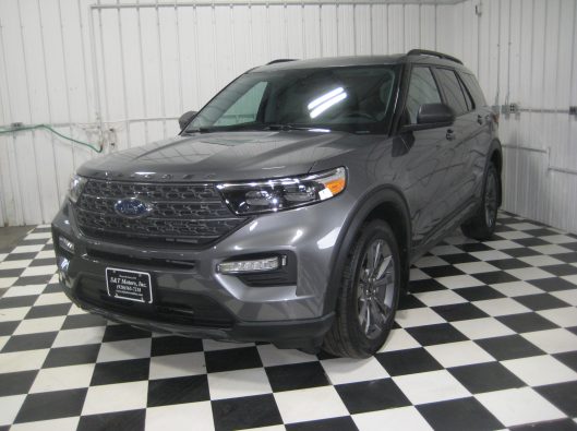 2021 Ford Explorer Gray 002