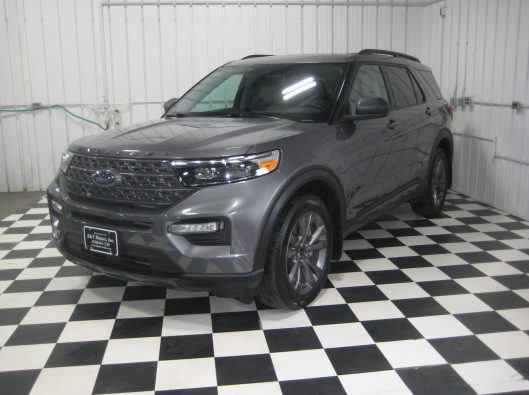 2021 Ford Explorer Gray 003