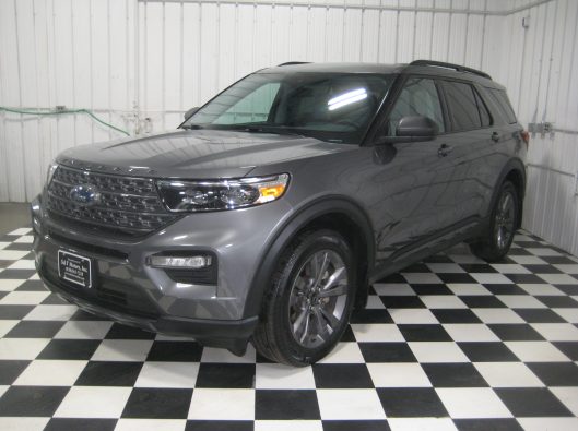 2021 Ford Explorer Gray 004
