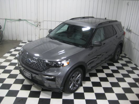 2021 Ford Explorer Gray 015