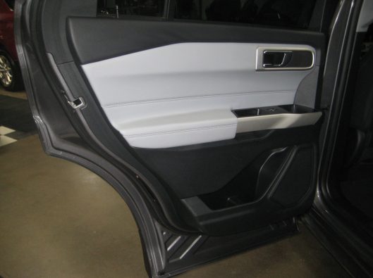 2021 Ford Explorer Gray 029
