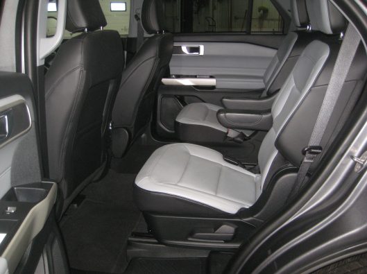 2021 Ford Explorer Gray 030