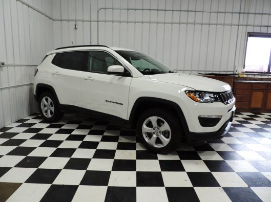 2019 Jeep Compass White 008