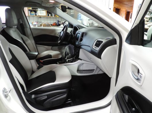 2019 Jeep Compass White 018