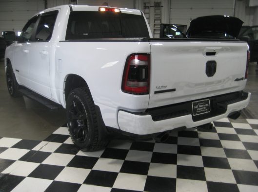 2021 Ram Big Horn white 017