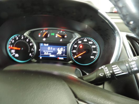 2021 White Chev Equinox 034