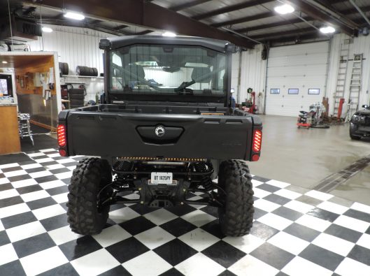 2023 Defender Limited 020