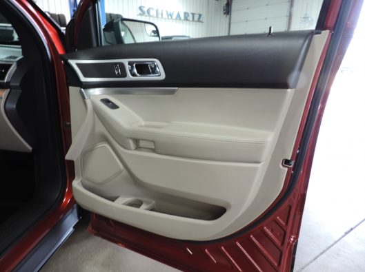 2014 Ford Explorer 019