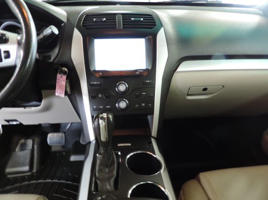 2014 Ford Explorer 036