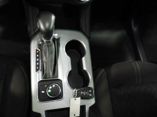 2020 White Chev Blazer 040