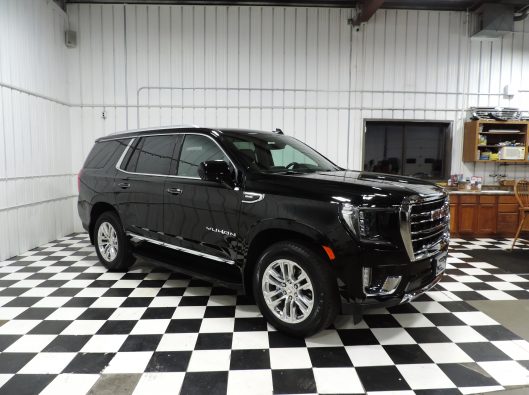 2021 GMC Yukon SLT 008