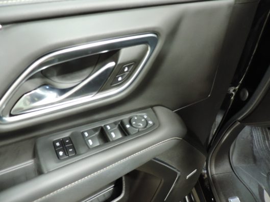 2021 GMC Yukon SLT 036