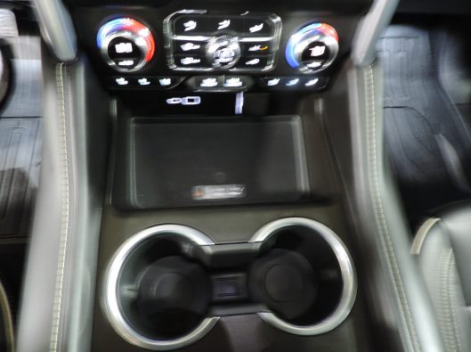 2021 GMC Yukon SLT 046