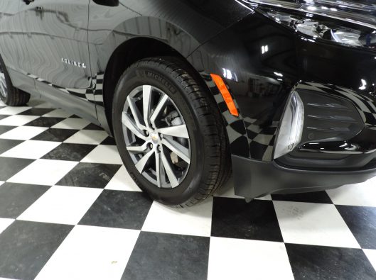 2022 Chevrolet Equinox Black 007