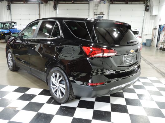 2022 Chevrolet Equinox Black 014