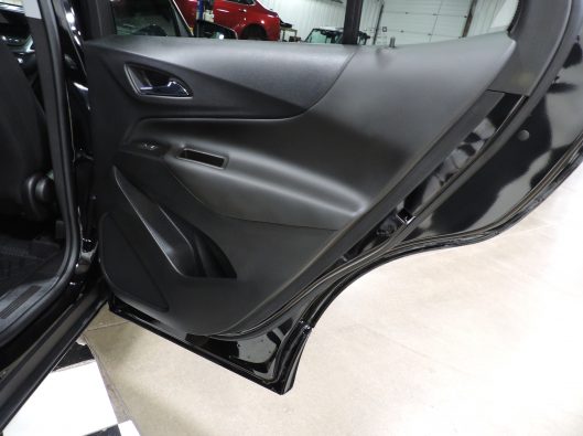 2022 Chevrolet Equinox Black 020
