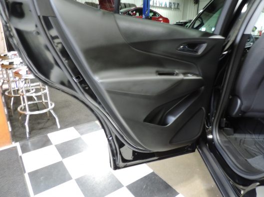 2022 Chevrolet Equinox Black 027