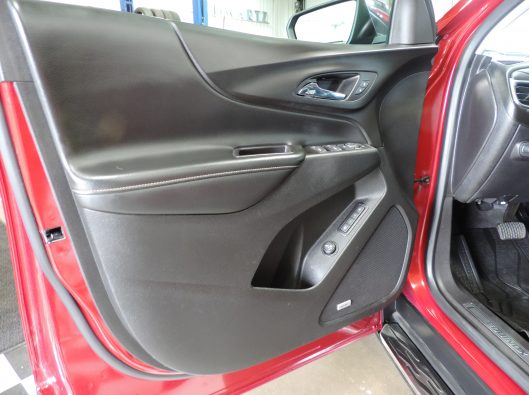2018 Chev Equinox Red Premier 035