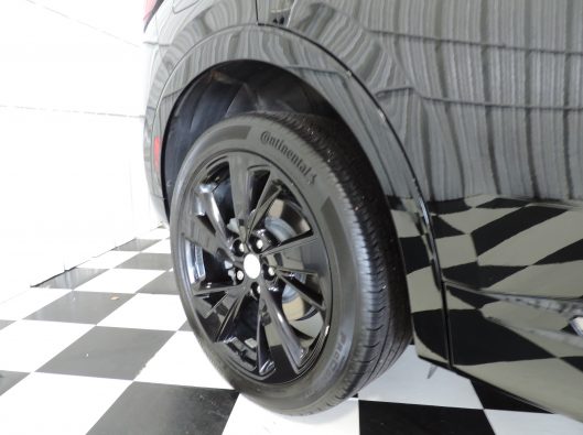 2021 Buick Envision Black Essence 010