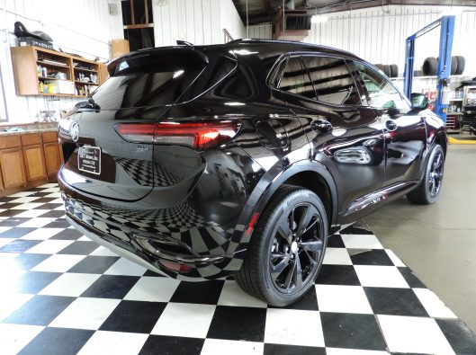2021 Buick Envision Black Essence 015