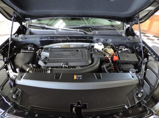 2021 Buick Envision Black Essence 017