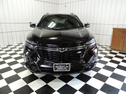 2023 Chev Equinox Black RS 004
