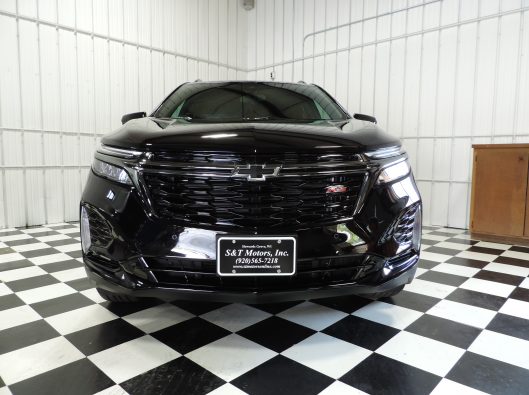 2023 Chev Equinox Black RS 005