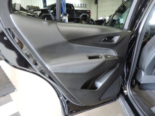 2023 Chev Equinox Black RS 029