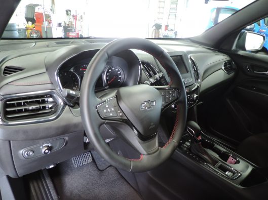 2023 Chev Equinox Black RS 033