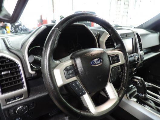 2018 Ford F150 Lariat 039