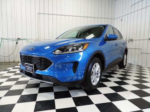 2020 Ford Escape SE Blue 001