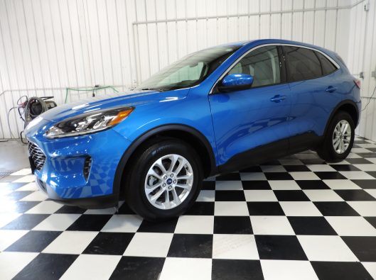 2020 Ford Escape SE Blue 003