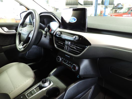 2020 Ford Escape SE Blue 017
