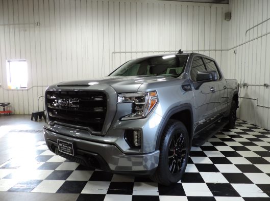 2021 GMC Sierra Gray Elevation 001