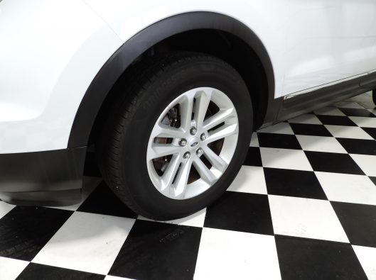 2014 Ford Explorer XLT 010