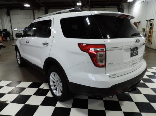 2014 Ford Explorer XLT 015