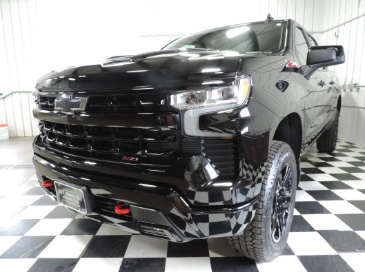2024 Chev Silverado TrailBoss Black 006
