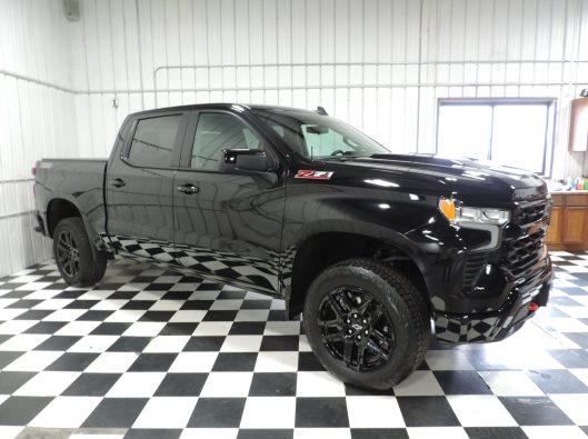 2024 Chev Silverado TrailBoss Black 009