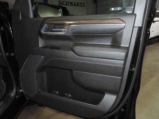 2024 Chev Silverado TrailBoss Black 021