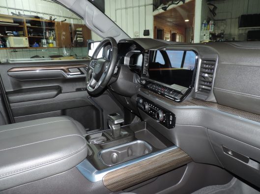 2024 Chev Silverado TrailBoss Black 024