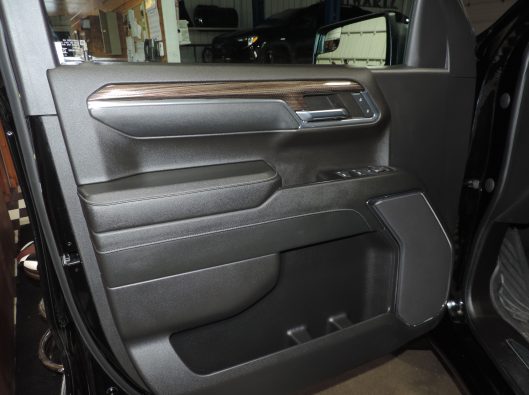 2024 Chev Silverado TrailBoss Black 030