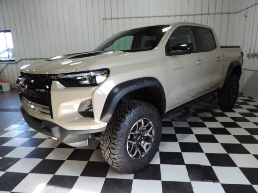 2023 Chevy Colorado ZR2 002