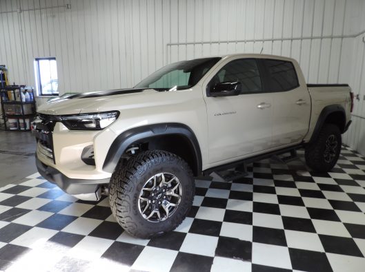 2023 Chevy Colorado ZR2 003