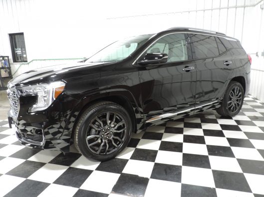 2023 GMC Terrain Denali 003