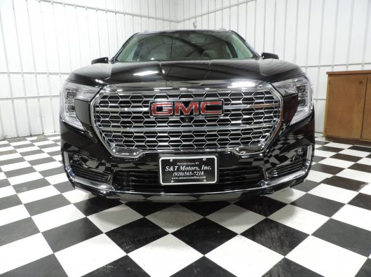 2023 GMC Terrain Denali 005
