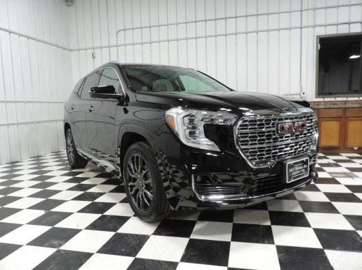 2023 GMC Terrain Denali 007